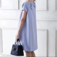 ネイビー　tocca 自宅で洗えるバックリボンワンピースのサムネイル