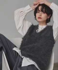 【新品タグ付】 LIAN フェザーヤーンベスト