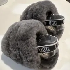 UGGベビーサンダル
