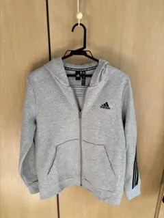 値下げ！adidas フルジップ フード付きジャケット Jサイズ　160