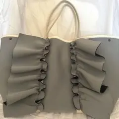 Raptureフリルデザイン 2ウェイトートバッグ ベージュ - メルカリ