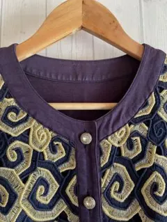 昭和レトロ　バブル　ノーカラー　刺繍カーディガン