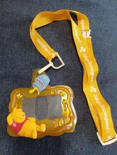 ディズニー　くまのプーさん　チケットホルダー