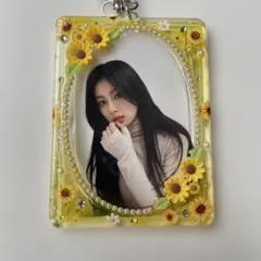トレカキーホルダー　韓国　トレカ　レジン　デコ　硬質　ケース　トレカケース　花b