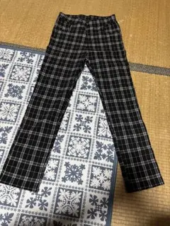 チェックズボン