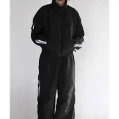 Item thumbnail for item f9a86f36-5fc5-4538-b7dd-52a2e320c636