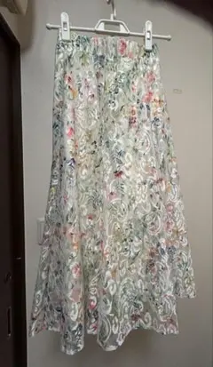 花柄レース フレアスカート ロング丈のサムネイル