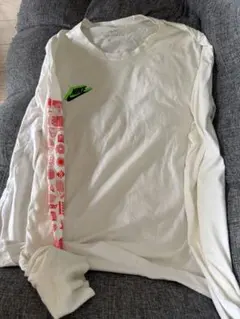 NIKE ロングスリーブTシャツ ホワイト Mサイズのサムネイル