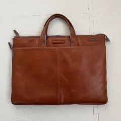 PIQUADRO ビジネスバッグ　ブリーフケース　ブラウン　本革　レザー