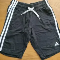 adidas 3本ライン ハーフパンツ 120cm 黒