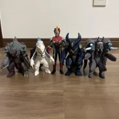☆ まとめ売り　ソフビ ウルトラ怪獣500 ・サイバーゴモラ・シェパードン他　☆