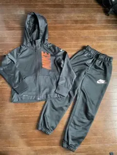 Nike DRI-FIT フード付きジャケットとパンツセット XS 120