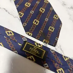 2026年最新】fendi ズッカ柄 ネクタイの人気アイテム - メルカリ