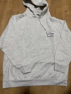 グレー フード付きパーカー キャラクターイラスト