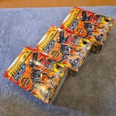 ギガほねほねザウルスブラック3個セットのサムネイル