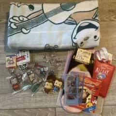 おさるのジョージキーホルダー、タオル他