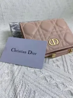 美品 Dior ピンク 二つ折り財布 fのサムネイル