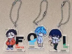 カリスマ ガチャガチャ アクリルキーホルダー 3種