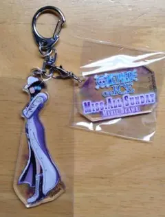 ONE PIECE ワンピース・オン・アイス ロビン アクリルキーホルダー