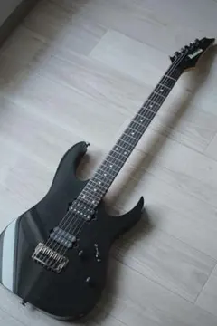 Item thumbnail for item c0f98efc-baf8-438e-a6b4-1642abaef442