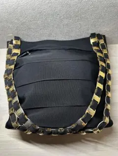 フェラガモ ヴァラチェーン ショルダーバッグ AU-21 5667 ナイロン