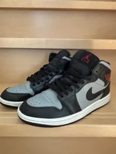 Nike Air Jordan 1 Mid ブラック/グレー　シャドウ　25.5