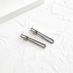 ハードウェアピアス　シルバー