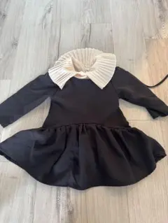 靴付き！黒いフリル付きワンピース