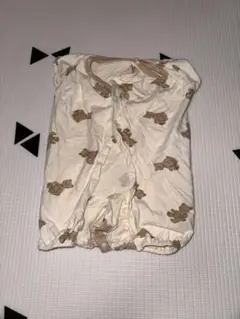 西松屋　ベビーコンビ肌着　クリーム色 クマ柄