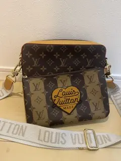 2025年最新】nigo ルイヴィトンの人気アイテム - メルカリ