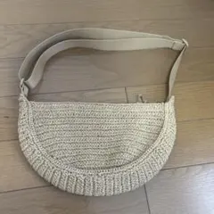 ユニクロ　ラウンドミニクロシェバックのサムネイル