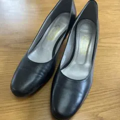 【美品】ヨシノヤ　婦人靴　ブラックヒールのサムネイル