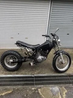 YAMAHA　TW200 2JLのサムネイル