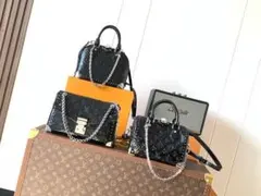 LOUIS VUITTON バッグ
