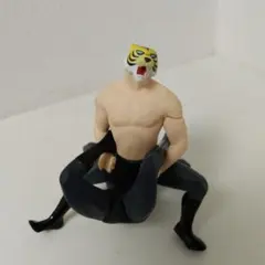 ガシャポン タイガーマスク フィギュアのサムネイル
