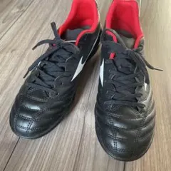 Mizuno Monarcida REO サッカーシューズ ブラック/レッド