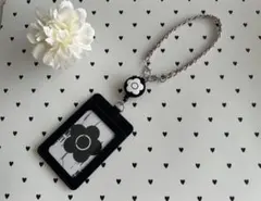 Item thumbnail for item d076ec79-9109-4284-a037-cf3d4b70141d