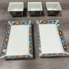 【美品】有田焼 清風窯 花柄 銀彩 和食器 5点セット（長角皿2枚・小鉢3枚）のサムネイル