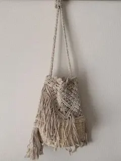 マクラメ編みショルダーバッグ ベージュ