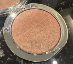 ディオールスキンフォーエヴァーグロウルミナイザー