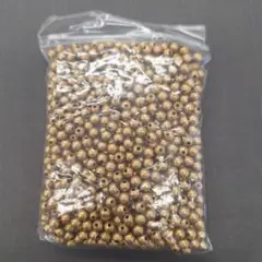 ブラスビーズ　0.5ｍｍ　900～1000個　ＮＯ１２