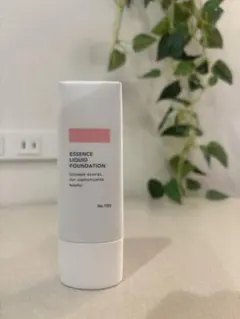 トゥヴェール エッセンスリキッドファンデーション 40ml