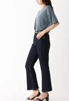 【最終価格】OPAQUE.CLIP ストレッチセミフレアデニム ネイビー M