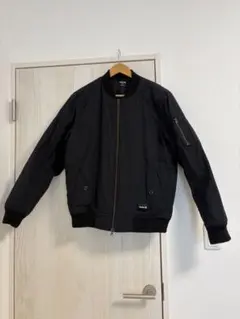 Hurley 中綿　MA-1ジャケット ブラック　M