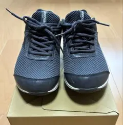 スポーツシューズ スニーカー