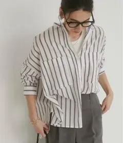 ANGIE シアー オーバーサイズ バンドカラー シャツ / ストライプ