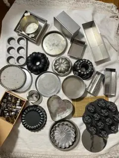 【お値下げ！ダンボール1箱分②】洋菓子型セット 多様デザイン おまとめセット