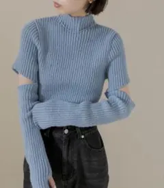 mline アームウォーマーハイネックニット ブルー FREESIZE