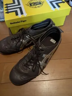 ONITSUKA TIGER LICORICE BROWN