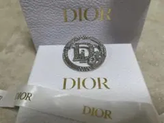 2025年最新】ディオールブローチの人気アイテム - メルカリ